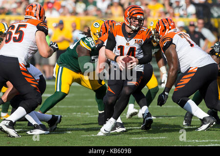 24 septembre 2017 : Cincinnati Bengals quarterback Andy Dalton # 14 en action au cours de la NFL football match entre les Bengals de Cincinnati et les Packers de Green Bay à Lambeau Field de Green Bay, WI. Green Bay a battu Cincinnati en prolongation 27-24. John Fisher/CSM Banque D'Images