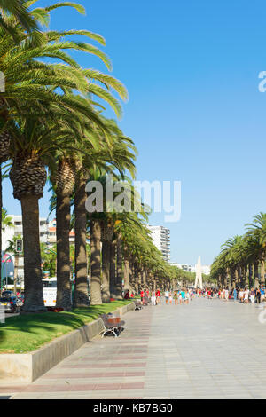 Salou, Espagne - 13 août 2017 : Salou est l'une des plus grandes villes en espagne. Banque D'Images