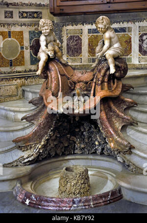 Fontaine au Palais Pitti - Le palais Pitti (1458 Résidence de ville était Luca Pitti, un ambitieux banquier florentin. ) Renaissance de Florence, l'Italien ,l'Italie. Banque D'Images