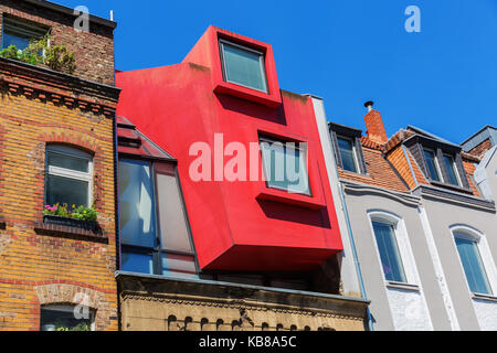 Cologne, Allemagne - Juillet 03, 2017 : façade de maison à Cologne. Avec une population de plus de 1 Mio de Cologne est la quatrième plus grande ville d'Allemagne Banque D'Images