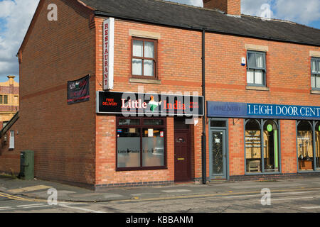 Little India de plats à emporter à Leigh, England, UK Banque D'Images