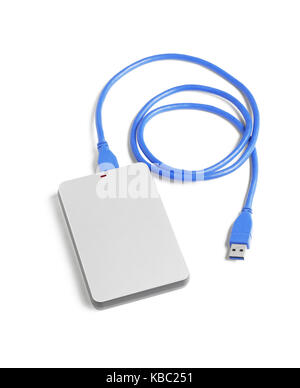 Ordinateur disque dur externe et un câble usb sur fond blanc Banque D'Images