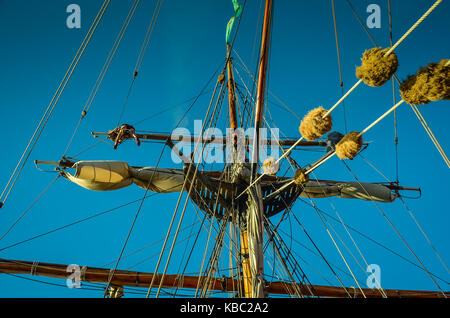 Tall Ships, 'Lady Washington & Hawaiiain Chieftain' sur Puget Sound visiter Olympia, WA 8/31/2017. Banque D'Images