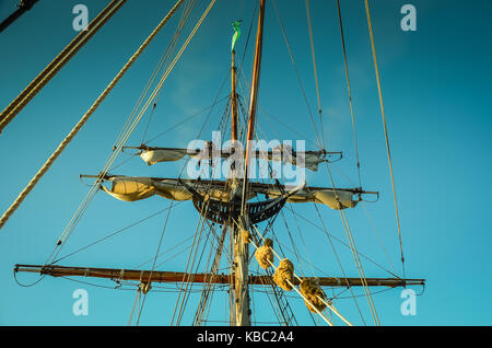 Tall Ships, 'Lady Washington & Hawaiiain Chieftain' sur Puget Sound visiter Olympia, WA 8/31/2017. Banque D'Images