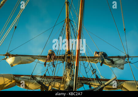 Tall Ships, 'Lady Washington & Hawaiiain Chieftain' sur Puget Sound visiter Olympia, WA 8/31/2017. Banque D'Images