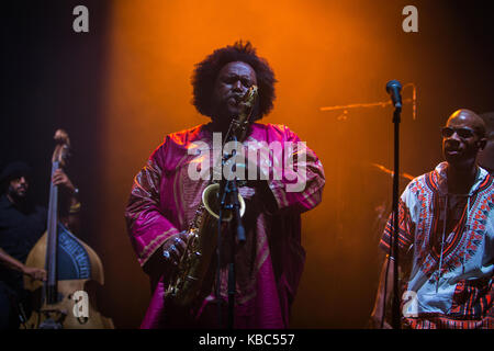 Le saxophoniste américain et musicien de jazz kamasi washington effectue un concert live at the Spanish music festival Primavera Sound 2016 à Barcelone. En Espagne, 02/06 2016. Banque D'Images