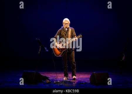 Le chanteur, auteur-compositeur et musicien Kris Kristofferson effectue un concert live à Oslo Konserthus. la Norvège, 03/09 2016. Banque D'Images