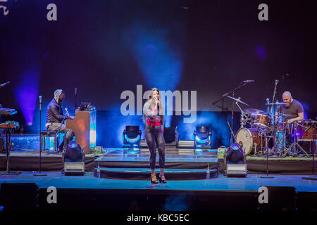 Norvège, Oslo – 9 août 2017. La chanteuse, parolier et musicienne américaine Lana Del Rey joue un concert en direct lors du festival de musique norvégien Øyafestivalen 2017 à Oslo. Banque D'Images