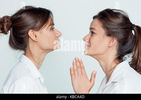 Portrait de studio de jumelles Banque D'Images