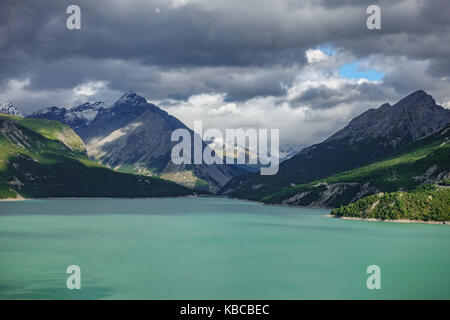 Lac de montagnes et cancano bormio (province de Sondrio) Banque D'Images