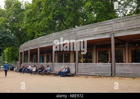 St James's Cafe (anciennement Inn du parc) à St James's Park, Londres, Angleterre. Banque D'Images