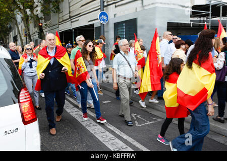 Manifestation contre le référendum Catalan illégale en face de la mairie de Madrid. Madrid, Espagne, samedi, 30 septembre 2017. Más Información Gtres Crédit : Comuniación sur ligne, S.L./Alamy Live News Banque D'Images