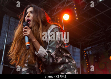 Croydon, London, UK. 30 septembre, 2017. tasha tah fonctionne à Croydon, festival international de mela wandle park Croydon, Royaume-Uni. 30 septembre, 2017. tasha tah. crédit : Steve parkins/Alamy live news Banque D'Images