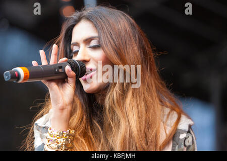 Croydon, London, UK. 30 septembre, 2017. tasha tah fonctionne à Croydon, festival international de mela wandle park Croydon, Royaume-Uni. 30 septembre, 2017. tasha tah. crédit : Steve parkins/Alamy live news Banque D'Images