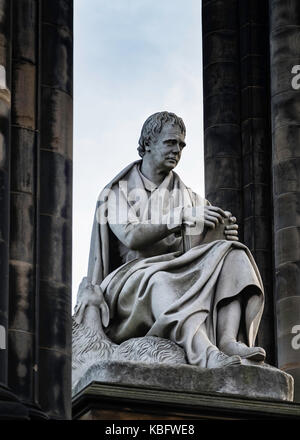 Avis de statue de walter scott à Scott monument, Édimbourg, Écosse, Royaume-Uni,. Banque D'Images