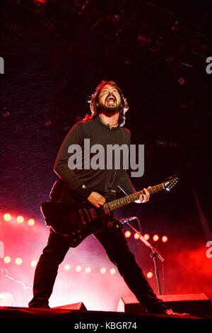 Dave Grohl, en live avec les Foo Fighters, V2007, Hylands Park, Chelmsford, 18 août 2007 Banque D'Images