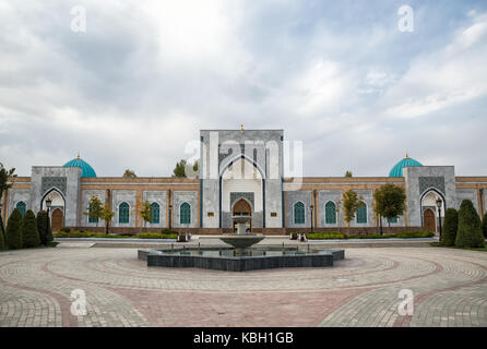 L'imam al-Bukhari-mémorial est un lieu sacré de pèlerinage pour les musulmans d'apparence de façade. Banque D'Images