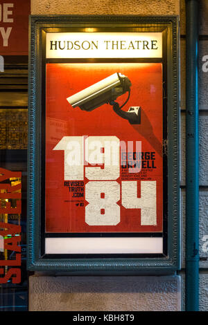 1984, un jeu basé sur le célèbre roman dystopique par George Orwell à l'Hudson Theatre à New York City Banque D'Images
