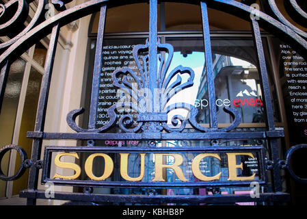 'Buvette cachat', le bâtiment Art nouveau d'origine de printemps, les eaux d'evian Evian-les-bains, Savoie, France Banque D'Images