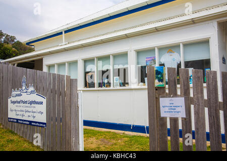 Cottages du gardien de phare au parc Point Lighthouse à Seal Rocks, New South Wales, Australie Banque D'Images