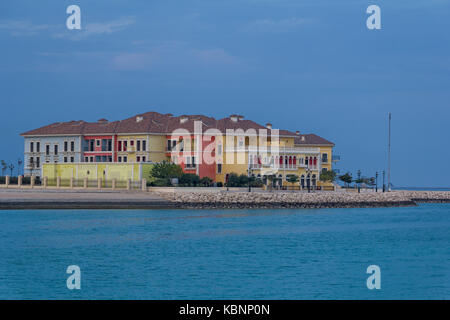 Appartements modernes dans Qanat quartier la perle, Qatar Banque D'Images