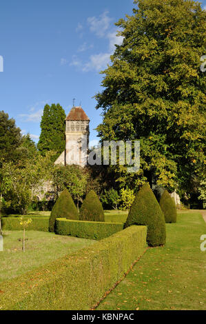 All Saints Church se trouve dans le parc de Hinton Ampner House, près de Alresford, Hampshire. Banque D'Images