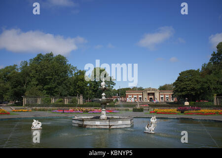 Jardins italiens et fontaine à Stanley Patk à Blackpool Banque D'Images