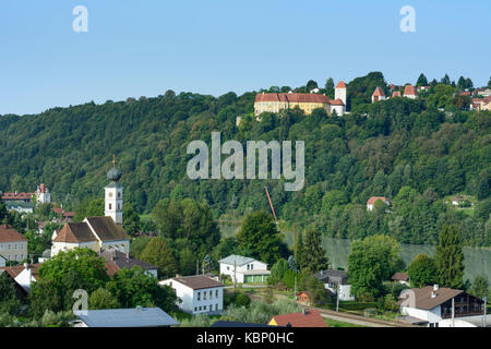 Vue de la rivière Inn, à Wernstein château Neuburg, Wernstein am Inn, Innviertel, Oberösterreich, Autriche, Autriche Banque D'Images