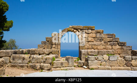 Tindari (Sicile, Italie) - Tindari (Sicile, Italie) - zone archéologique de Tindari, l'antique polis grecque fondée en 396 avant J.-C. par Denys de Syracuse Banque D'Images