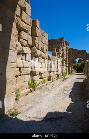 Tindari (Sicile, Italie) - Tindari (Sicile, Italie) - zone archéologique de Tindari, l'antique polis grecque fondée en 396 avant J.-C. par Denys de Syracuse Banque D'Images