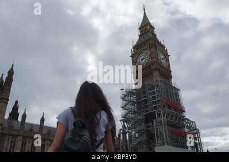 Londres, Royaume-Uni. 30Th sep 2017. un nouveau rapport publié par le parlement membres les coûts de réparation pour l'elizabeth tower aka Big Ben dans le palais de Westminster ont maintenant doublé d'environ £61m. le projet est plus complexe et vaste que prévu en 2016, lors de l'estimation de $29m a été faite. crédit : claire doherty/pacific press/Alamy live news Banque D'Images