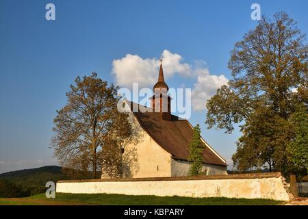 Paysage avec une belle chapelle près de château veveri. République tchèque ville de Brno. la chapelle de la Mère de Dieu. Banque D'Images