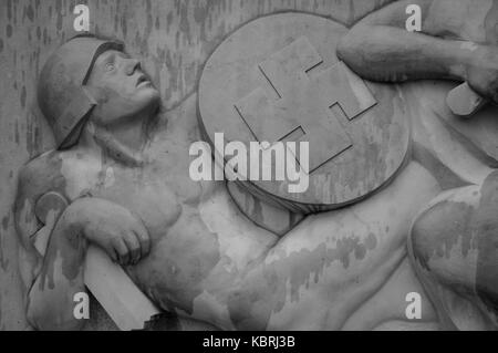 Monument élevé à la mémoire des victimes de l'occupation nazie, Bron (France) Banque D'Images