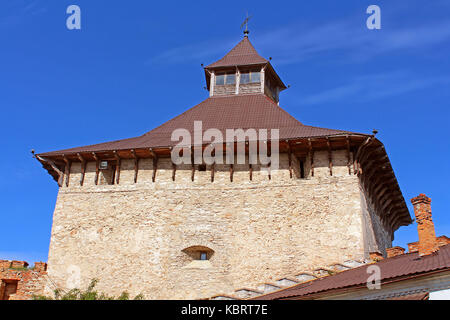 Vue du haut de la tour de medzhybizh medzhybizh château, Ukraine. château, construit comme un rempart contre l'expansion ottomane dans les années 1540 Banque D'Images