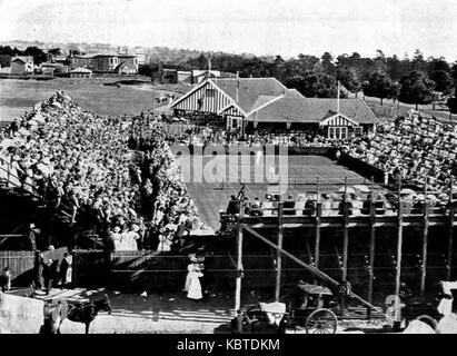 La Coupe Davis 1908 était une compétition internationale de tennis entre plusieurs pays. Il a marqué un événement important dans l'histoire du sport et a mis en évidence l'évolution de la nature mondiale des tournois de tennis au début du XXe siècle. Banque D'Images