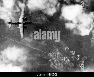 Photographie aérienne des bombardements alliés pendant la seconde guerre mondiale Banque D'Images