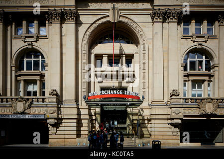 Le Royal Exchange grade II sur les maisons de la rue Royal Exchange Theatre et un centre commercial par des architectes Bradshaw Gass, et l'espoir Banque D'Images
