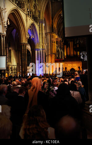 Remise des diplômes à la Cathédrale de Lincoln Banque D'Images