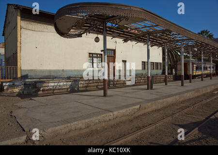 Gare ferroviaire historique dans la ville côtière d'Arica au nord du Chili Banque D'Images