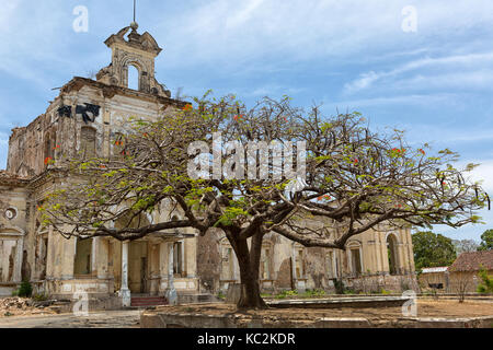 26 avril 2015, Granada, Nicaragua : le bâtiment abandonné de l'hôpital San Juan de Dios Banque D'Images