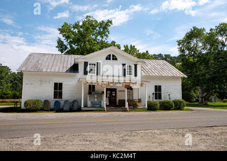 Nuttall & Co Country Store, 6495 Ware Neck Road, Gloucester Courthouse, Virginia Banque D'Images