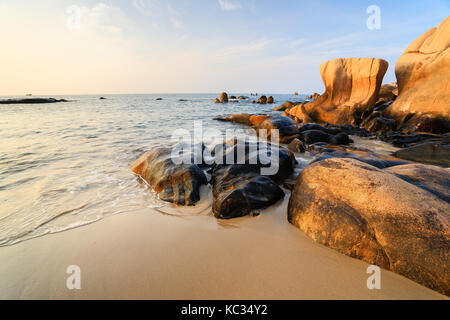 Co Thach beach est comme un chef d'oeuvre d'art que la nature accorde à tuy phong, binh thuan, Vietnam. co thach est une nouvelle destination pour le photographe Banque D'Images