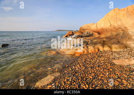 Co Thach beach est comme un chef d'oeuvre d'art que la nature accorde à tuy phong, district de la province de Binh thuan Banque D'Images