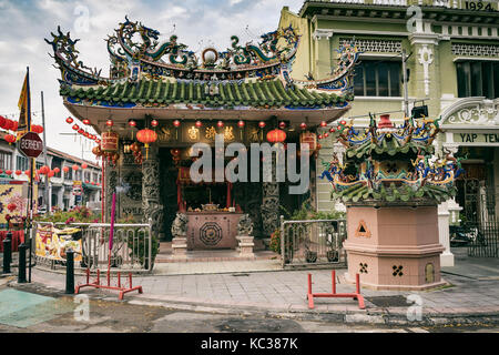 Georgetown, Penang, Malaisie - 11 février 2017 : Street View de la Temple de choo chay keong jouxté à Yap Kongsi clan, Armenian Street, George Banque D'Images