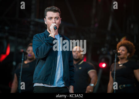 Le chanteur, compositeur et musicien anglais Sam Smith organise un concert en direct au festival de musique Lollapalooza 2015 à Berlin. Allemagne, 13/09 2015. Banque D'Images