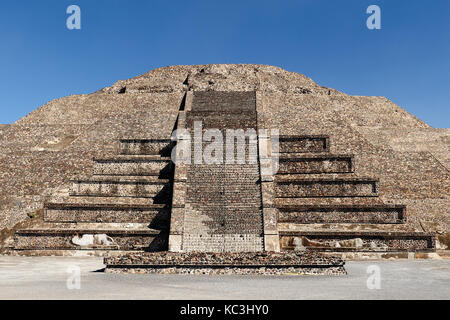 Le Mexique, teotihuacan aztec ruins près de Mexico. La photo présente piramide de la luna (le temple de la lune) Banque D'Images