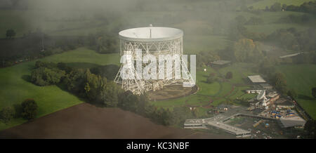 Photo aérienne pendant la remise à neuf de Jodrell Bank Banque D'Images