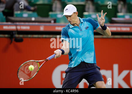 Ariake Coliseum, Tokyo, Japon. 2Nd oct, 2017. Kevin Anderson (RSA), le 2 octobre 2017 - tennis : Kevin Anderson retourne une tourné contre gilles simon de la France au cours des rakuten japon open tennis Championships 2017 1er tour match à ariake coliseum, Tokyo, Japon. crédit : yusuke/nakansihi aflo sport/Alamy live news Banque D'Images