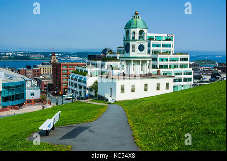 Allée menant à l'horloge de la ville, Halifax, Nouvelle-Écosse, Canada Banque D'Images