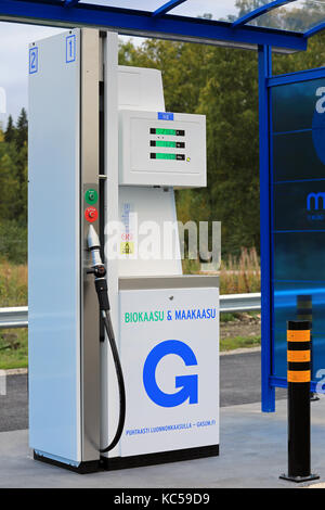 Jyvaskyla, Finlande - le 22 septembre 2017 : distributeur de gaz naturel à la station de remplissage gasum à jyvaskyla, Finlande. La station offre gnc, le biogaz et le GNL Banque D'Images